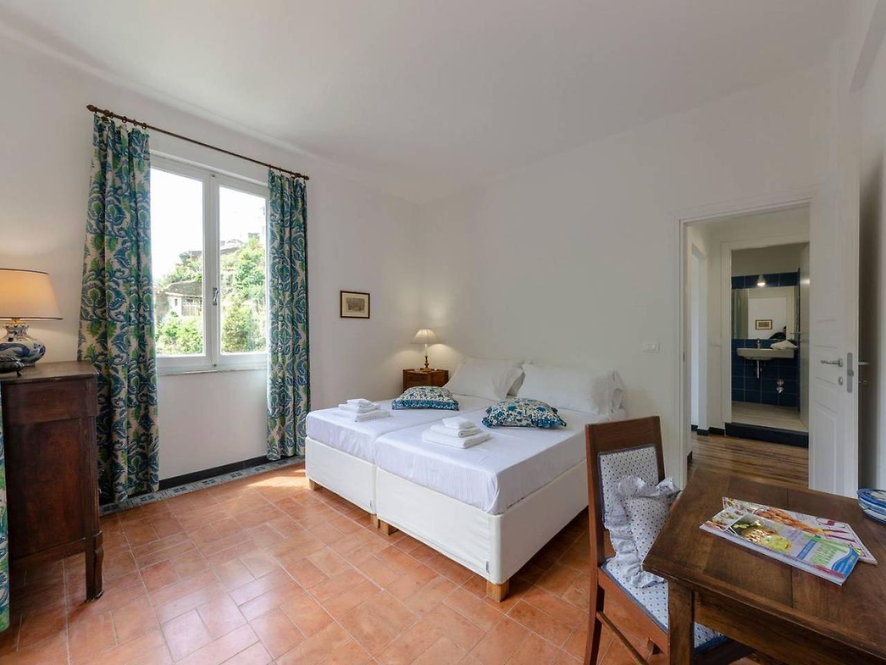 Апартаменты Joivy Lovely Apt For 2, With Terrace And Lovely View Вернацца Экстерьер фото